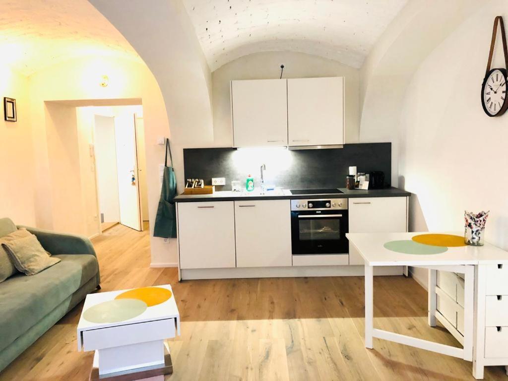 Atelier - Apartment With Garden Відень Екстер'єр фото